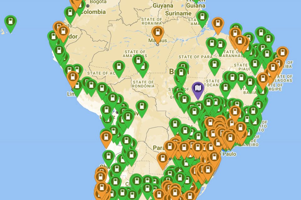 App PlugShare para encontrar estação de carregamento para carro elétrico